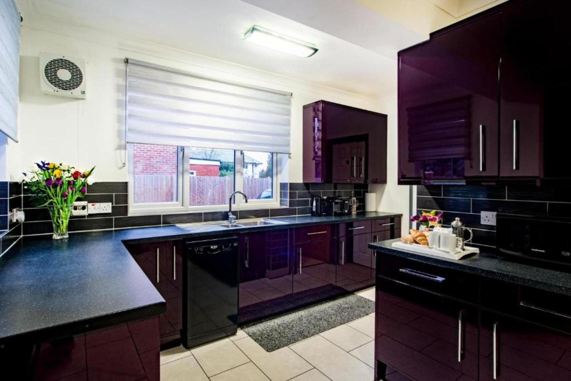 Wilson Lodge ميدينهيد المظهر الخارجي الصورة